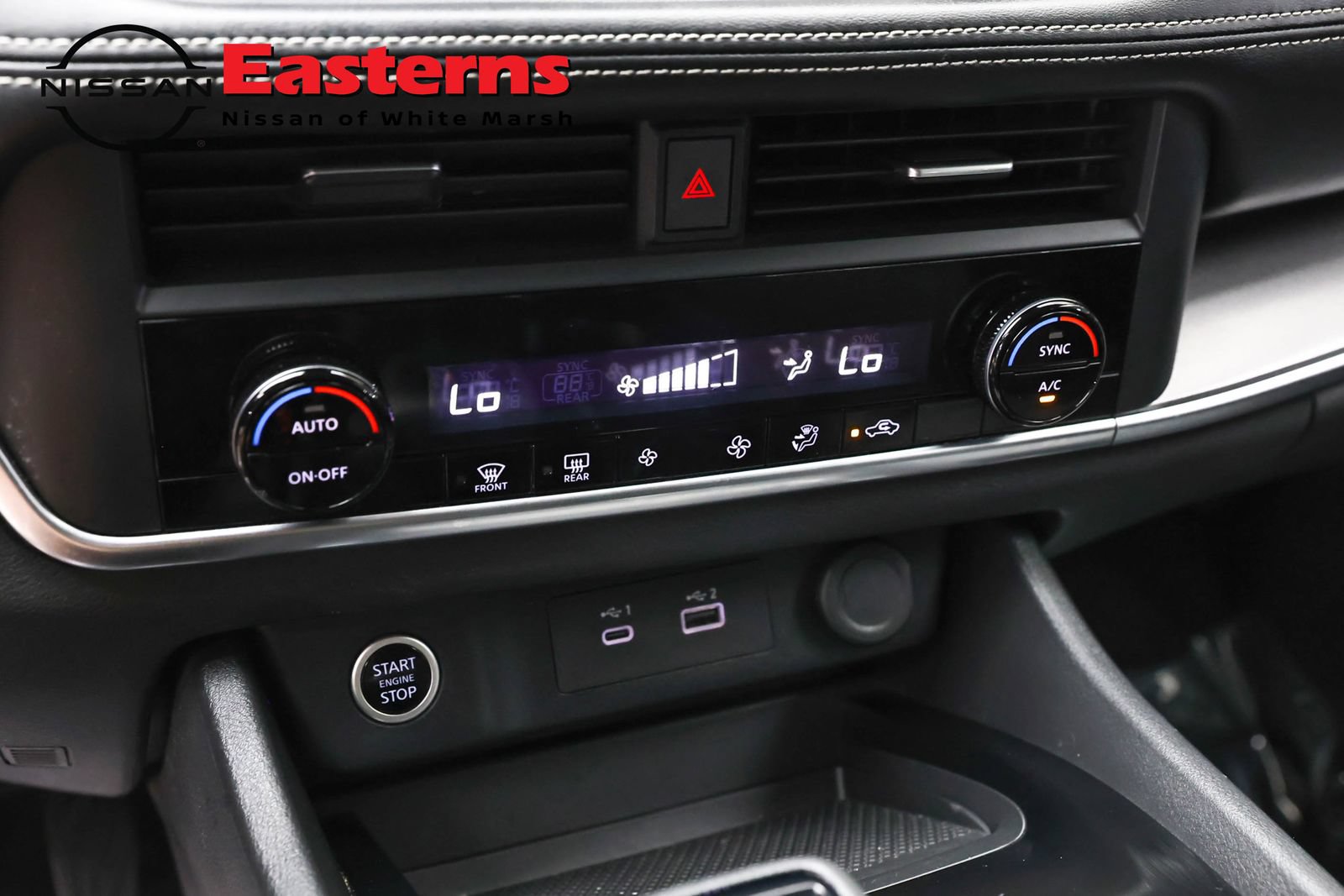 Used 2023 Nissan Rogue SV AWD/4WD image 19