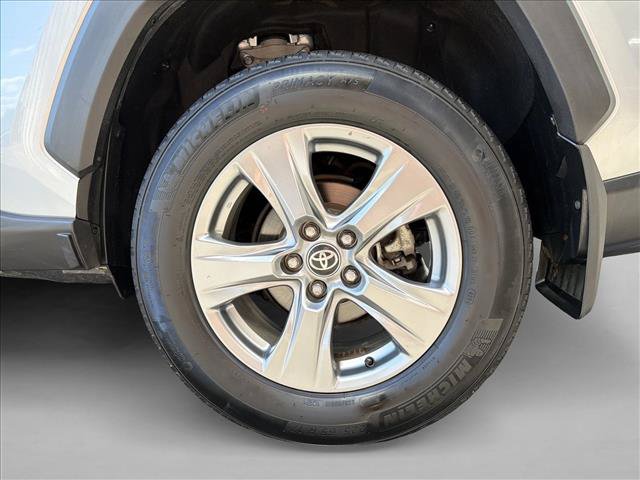 Certified 2024 Toyota RAV4 XLE AWD/4WD image 9