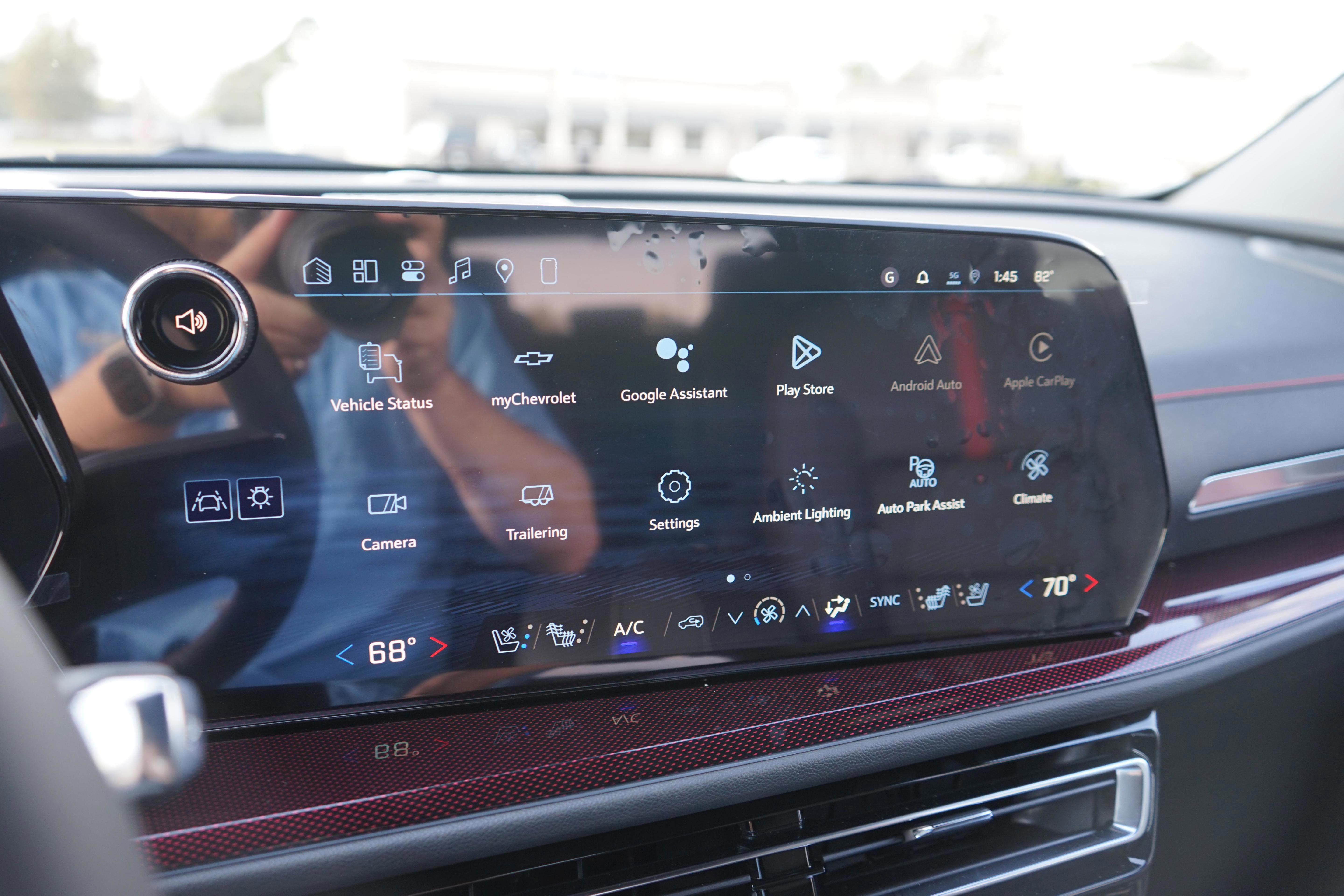 New 2026 Chevrolet Traverse RS image 15