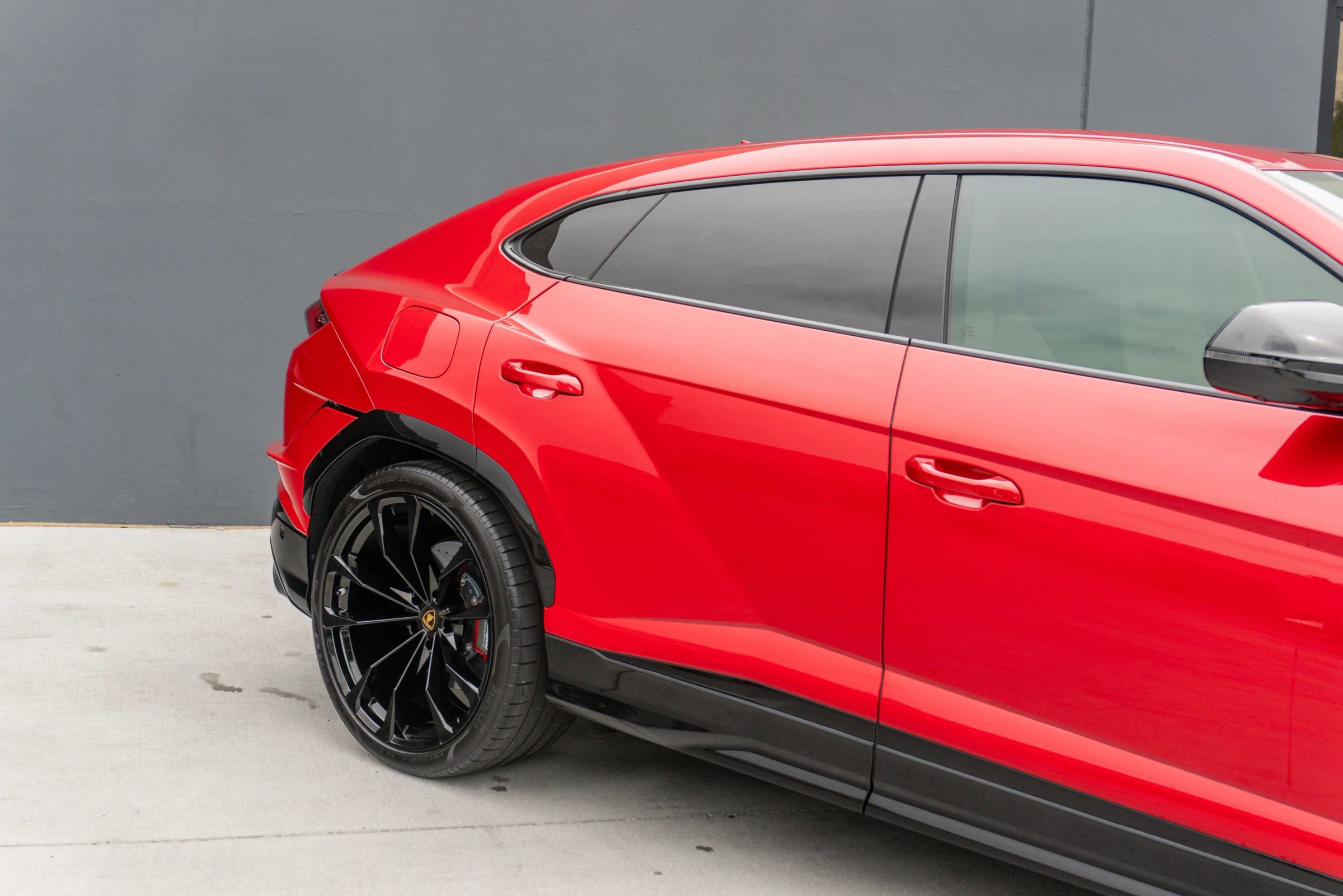 Used 2023 Lamborghini Urus S image 35