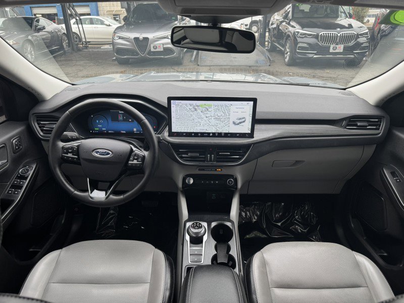 Used 2023 Ford Escape Platinum image 20