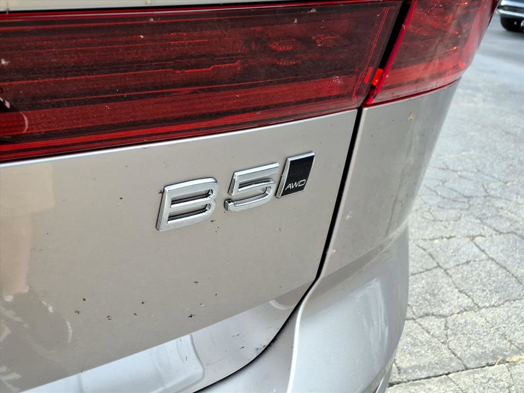 New 2026 Volvo XC60 B5 Plus w/ Protection Package Premier image 6