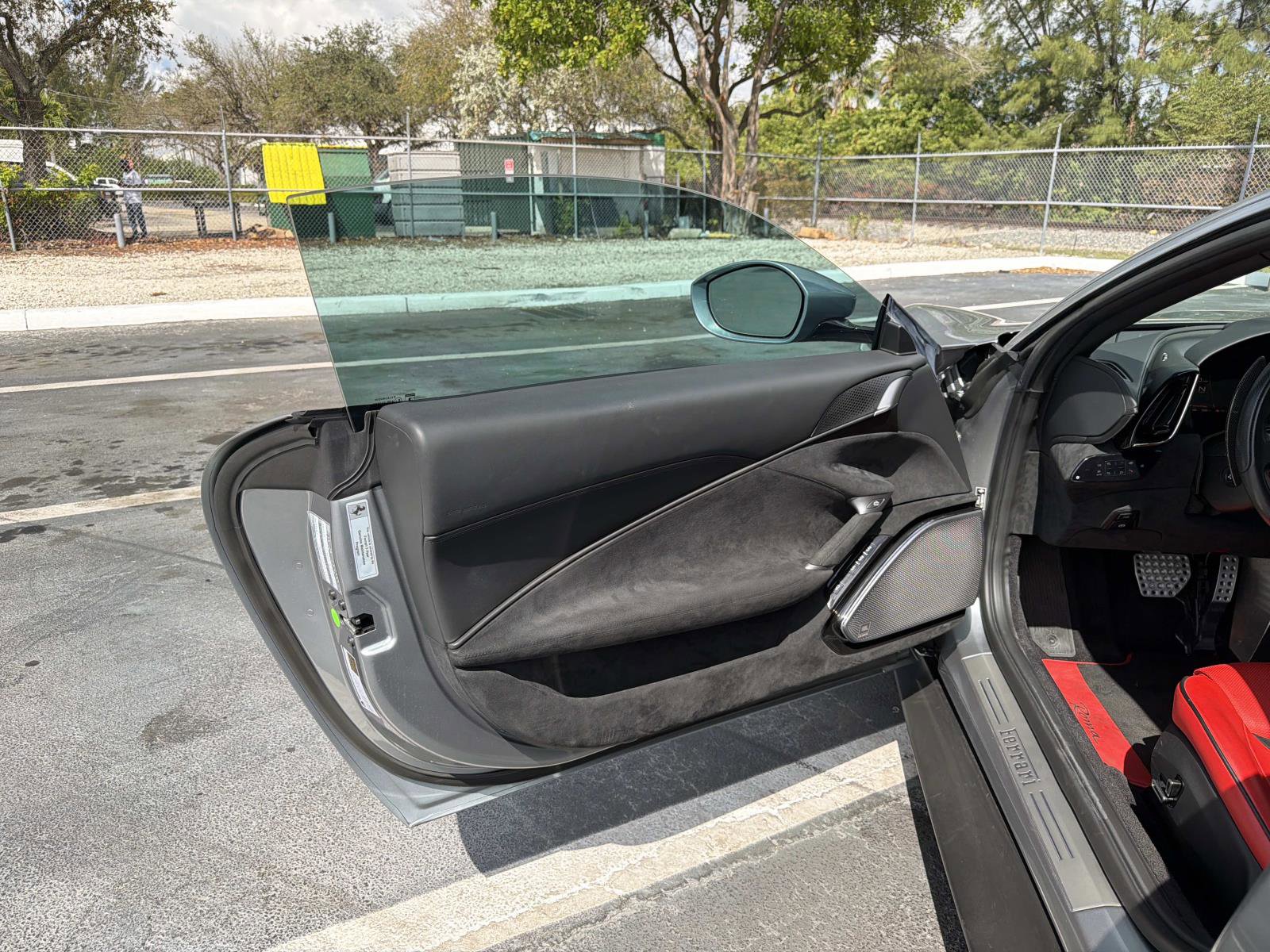 Used 2022 Ferrari Roma image 28