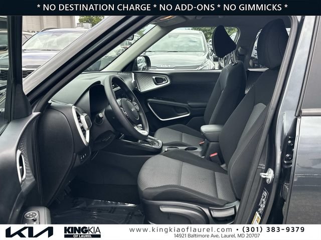 Used 2024 Kia Soul LX w/ Option Group 015 FWD image 21