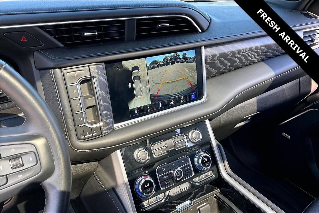 Used 2023 GMC Yukon XL Denali AWD/4WD image 15