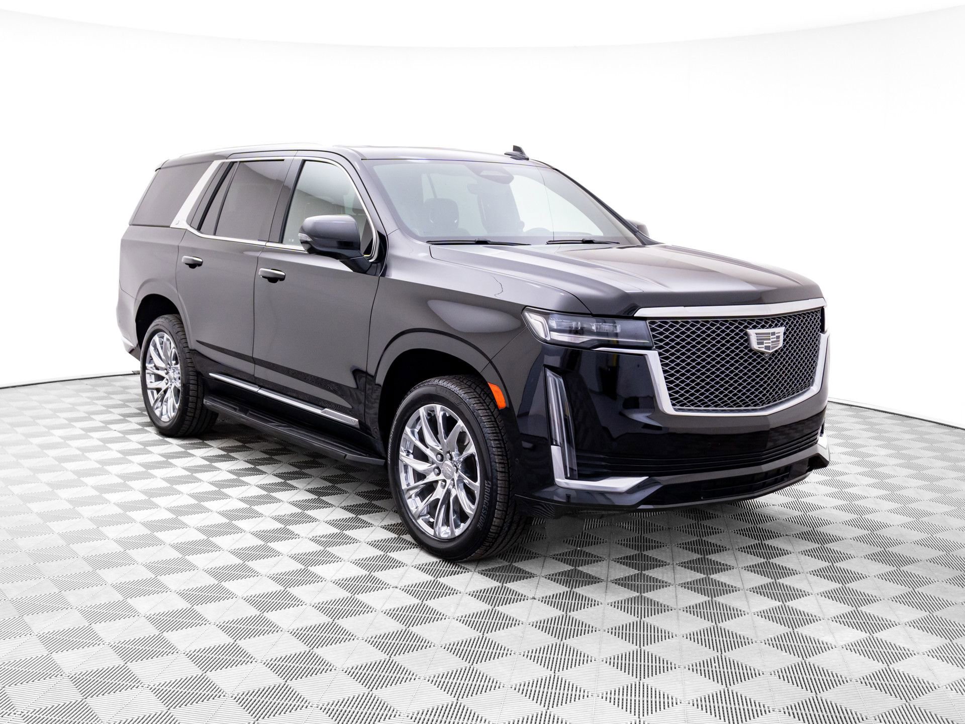 Used 2021 Cadillac Escalade Premium Luxury w/ LPO, Radiant Package image 8