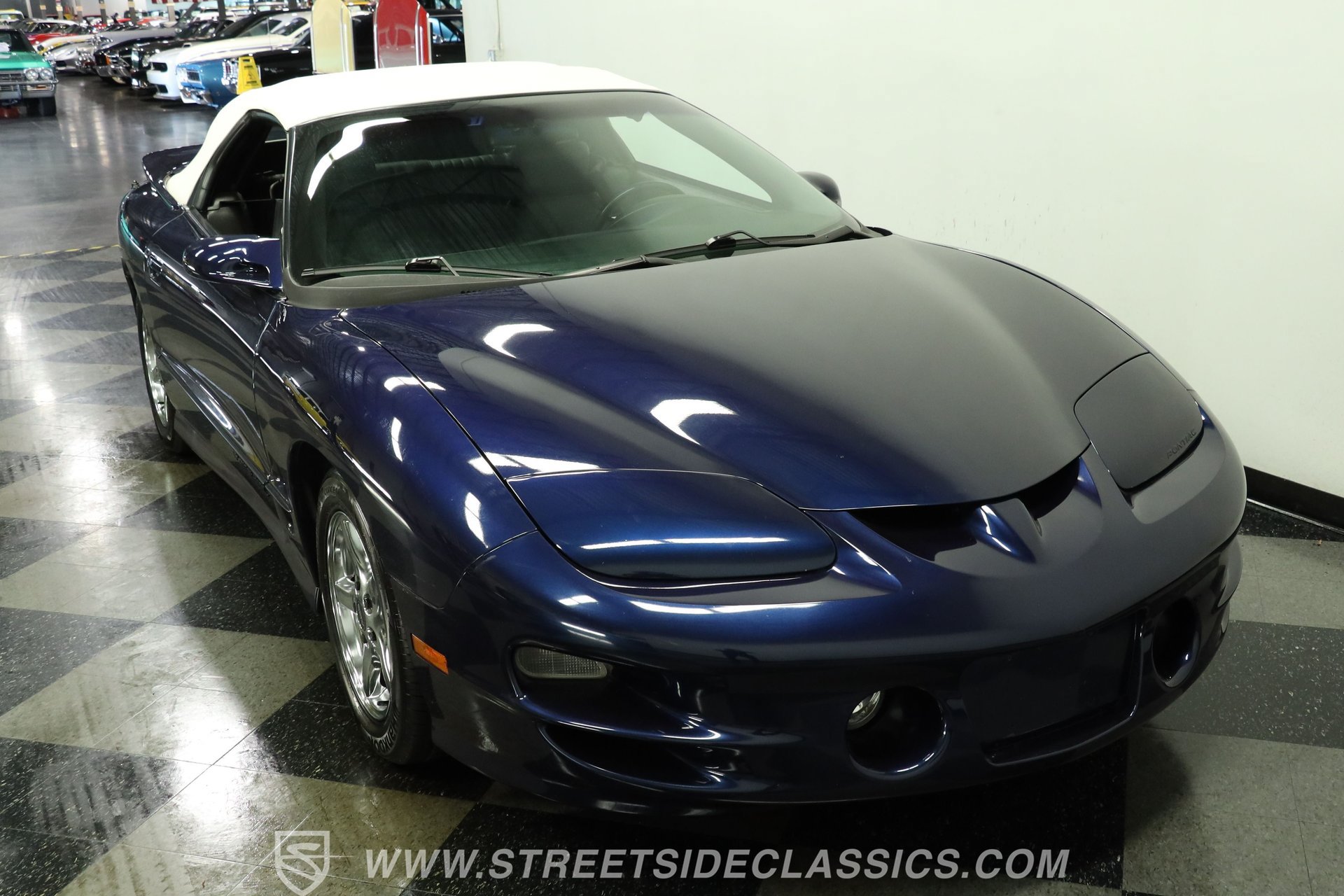 Used 2001 Pontiac Firebird Trans Am RWD image 15