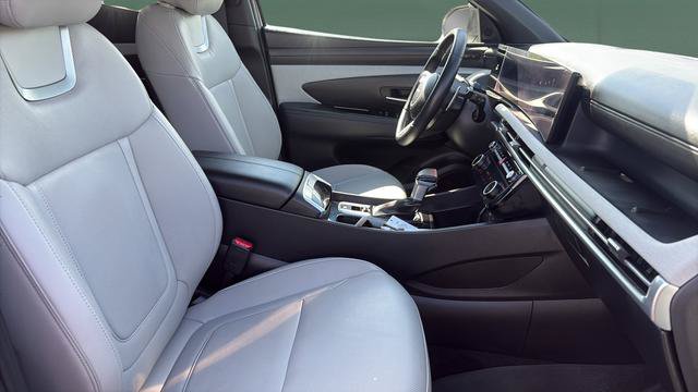 Used 2025 Hyundai Santa Cruz Limited AWD/4WD image 24