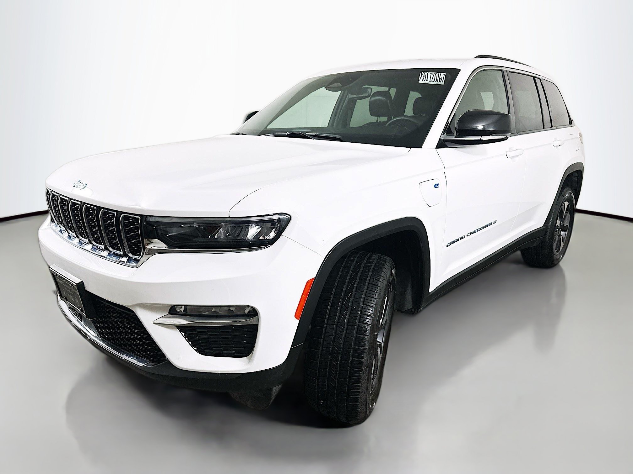 Used 2024 Jeep Grand Cherokee Limited 4xe AWD/4WD image 5