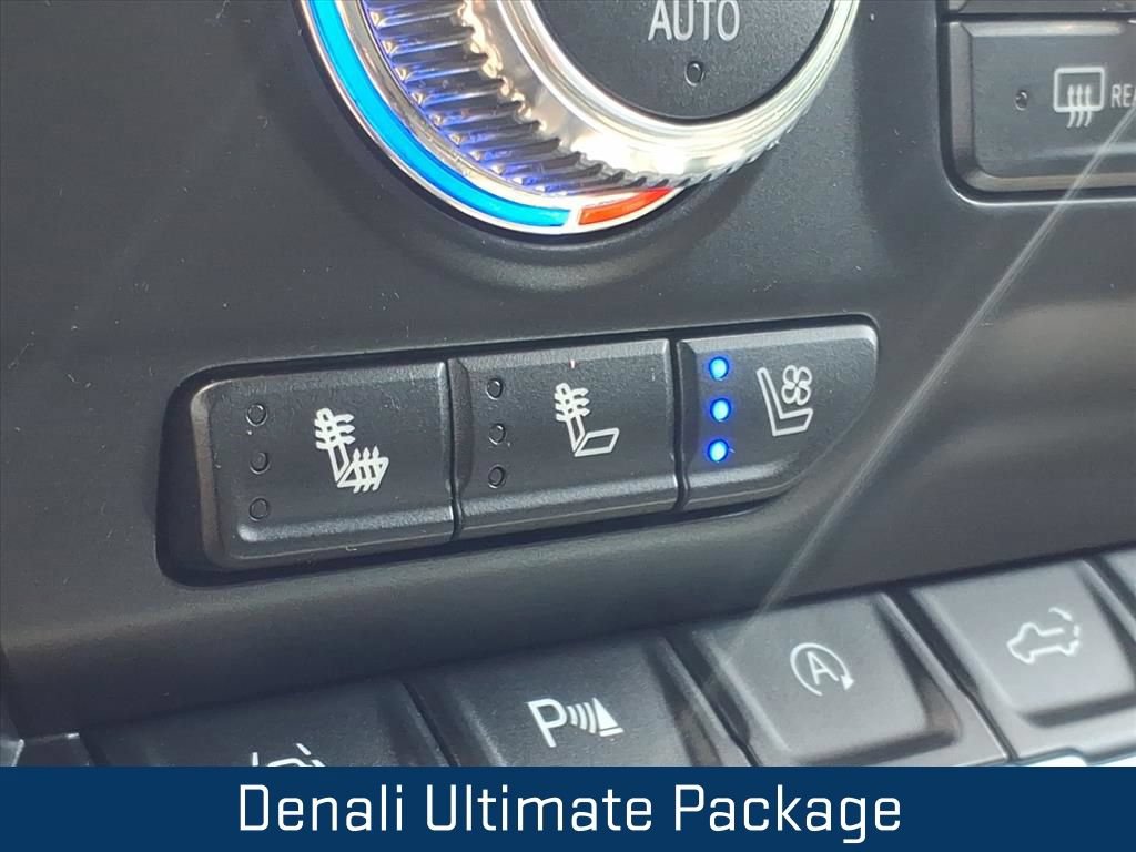 Used 2019 GMC Sierra 1500 Denali w/ Denali Ultimate Package AWD/4WD image 6