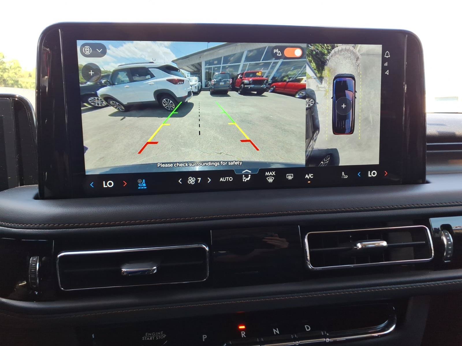 Used 2025 Lincoln Aviator Reserve w/ Equipment Group 201A AWD/4WD image 13