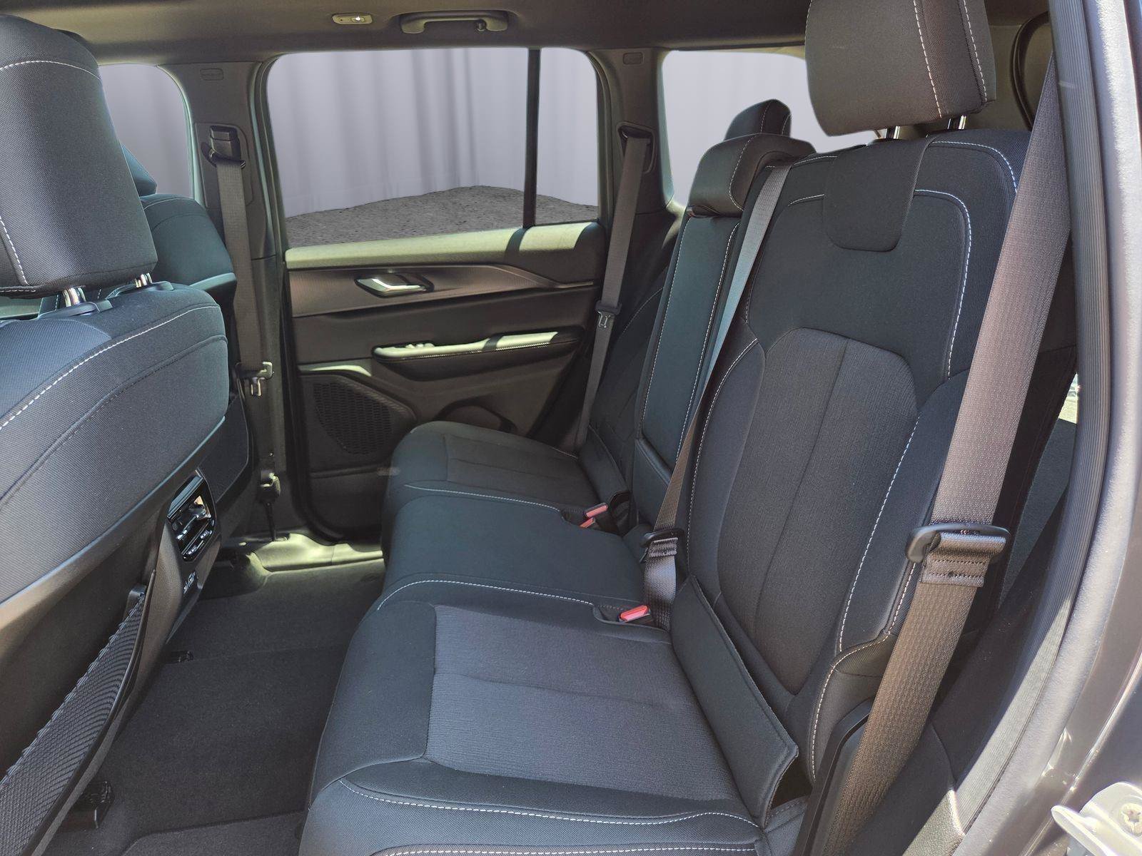 New 2026 Jeep Grand Cherokee Laredo X RWD image 16