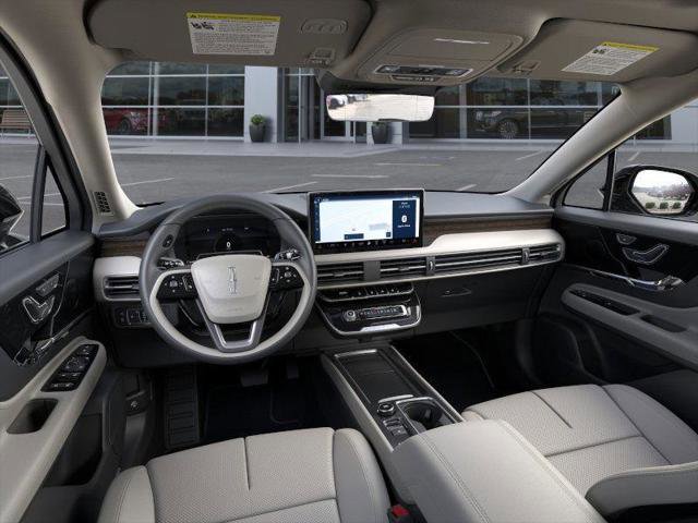 New 2025 Lincoln Corsair Grand Touring w/ Equipment Group 301A image 9