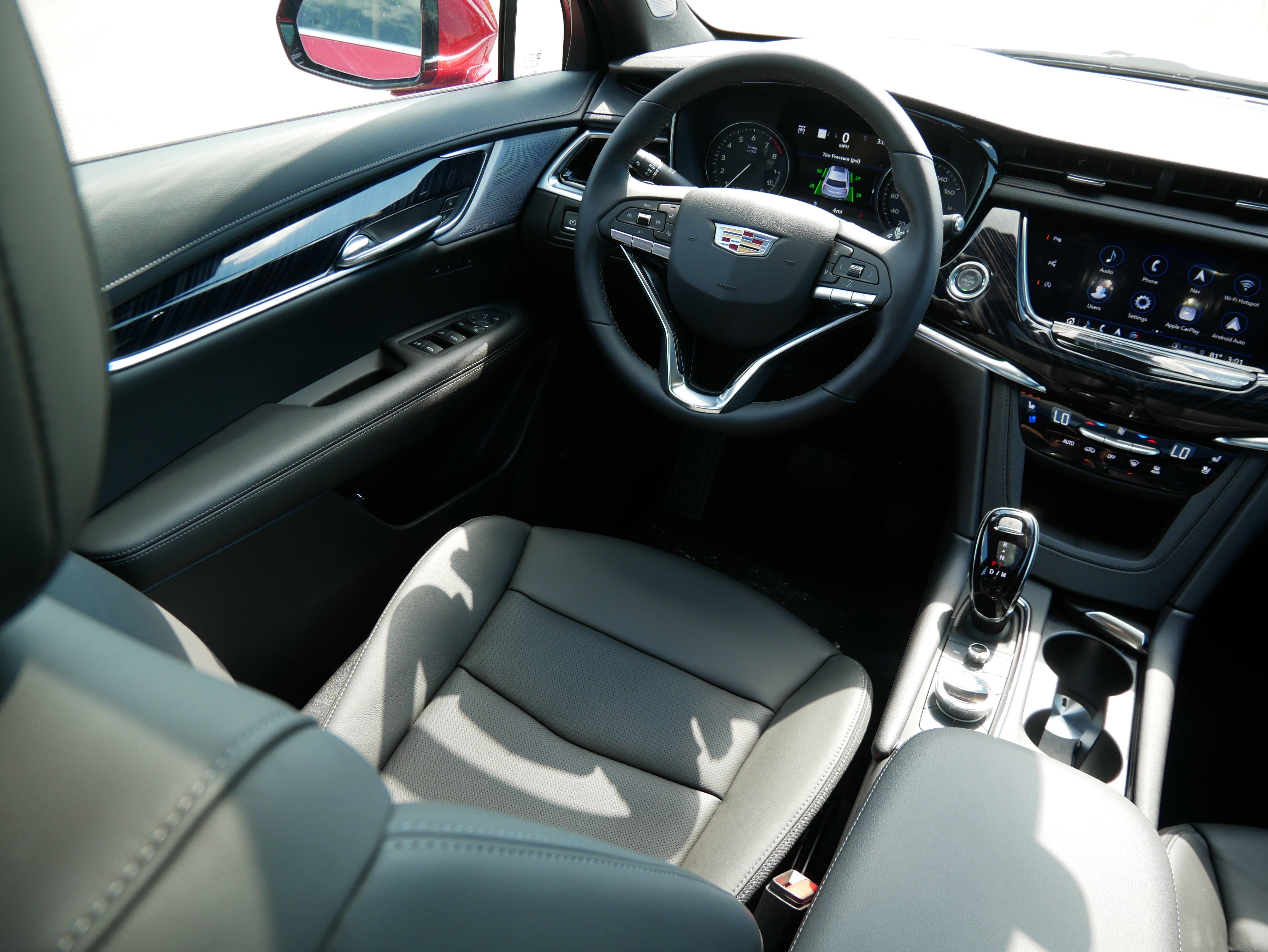 New 2025 Cadillac XT6 Premium Luxury w/ Technology Package image 7