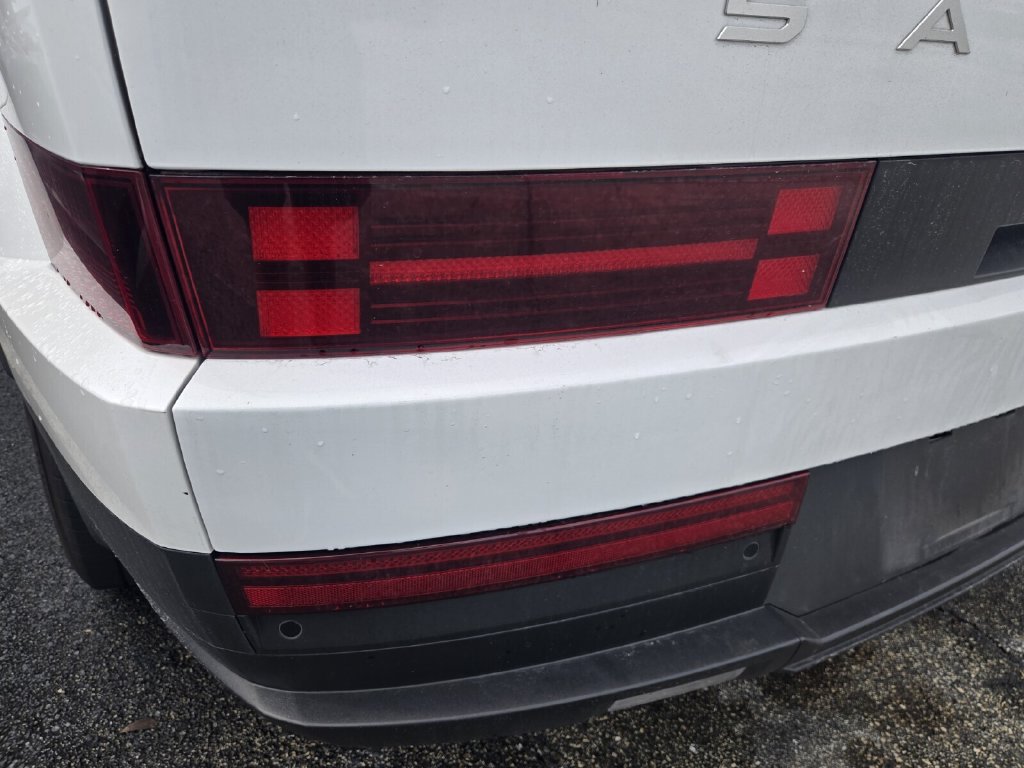 Certified 2025 Hyundai Santa Fe SEL FWD image 7