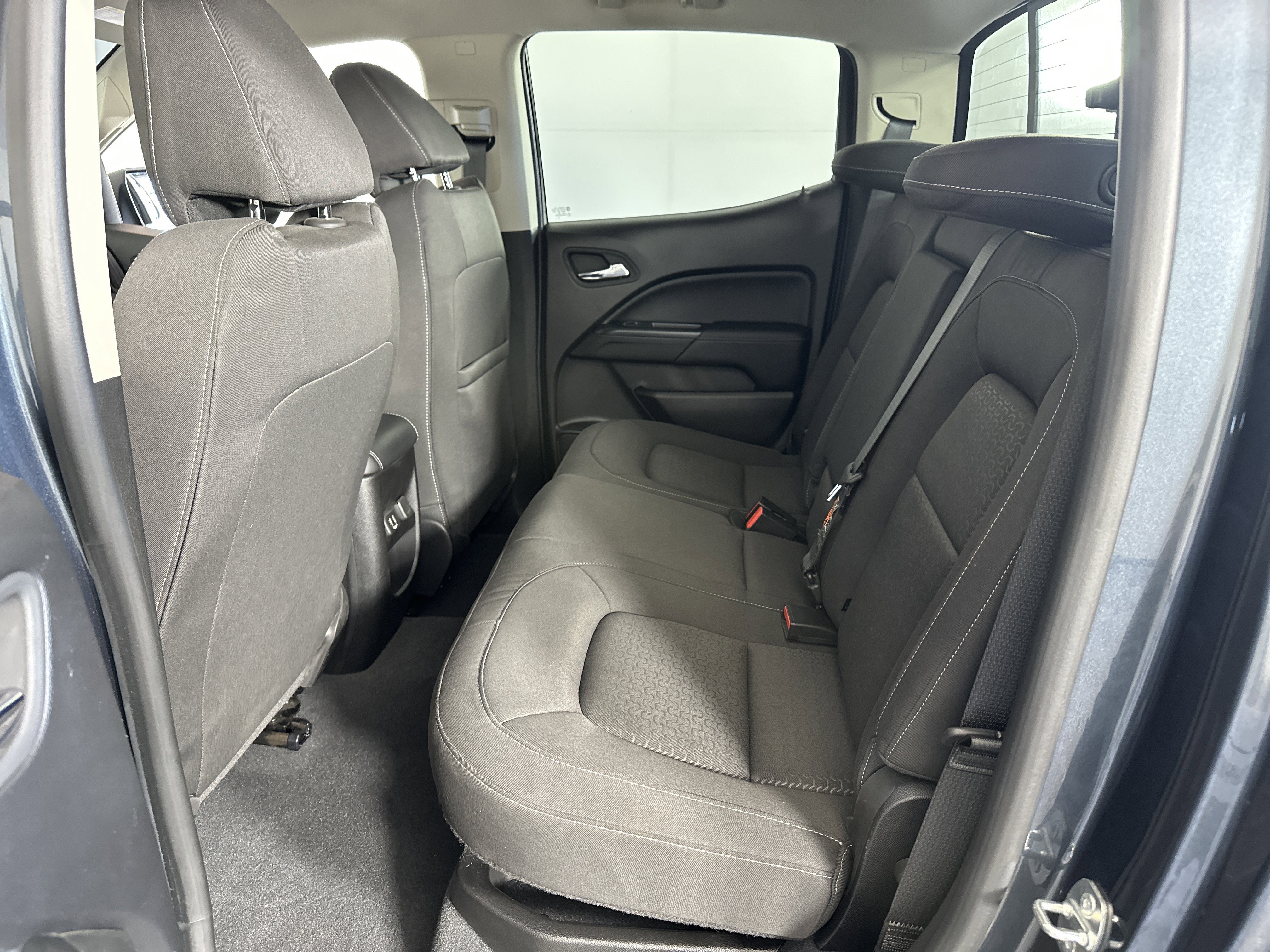 Used 2019 GMC Canyon SLE w/ Driver Alert Package image 7