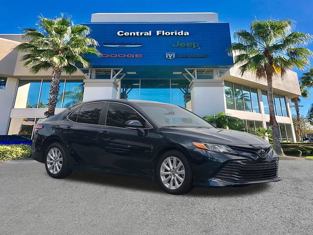 Used 2019 Toyota Camry LE FWD image 2