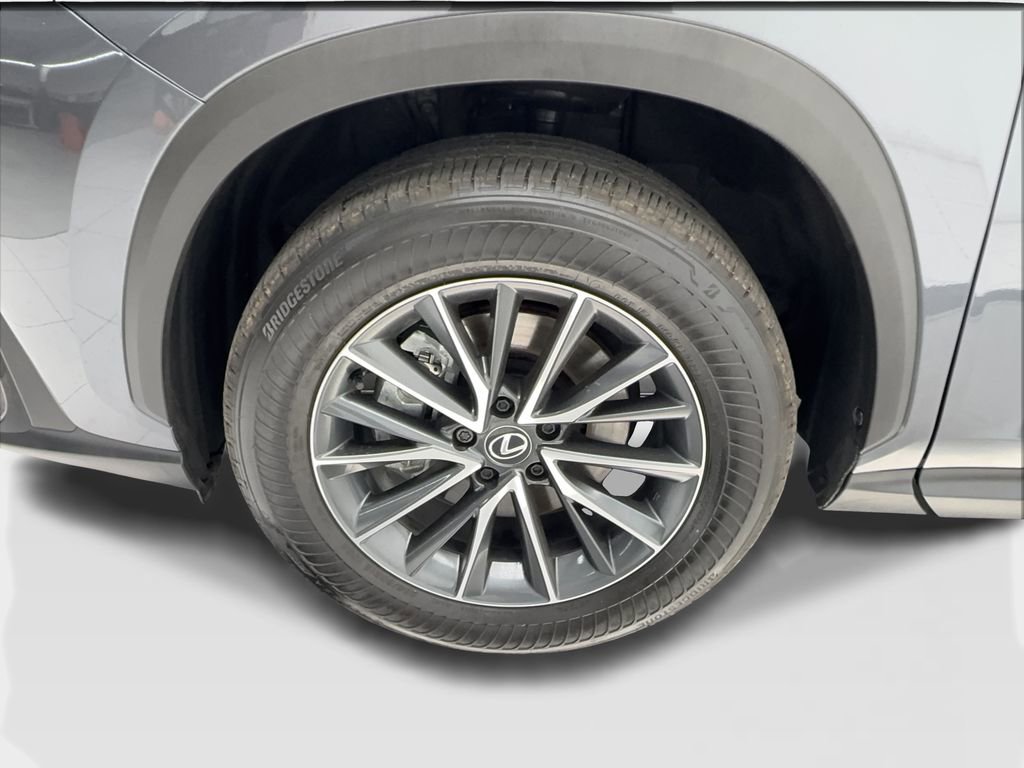 Used 2025 Lexus NX 250 FWD w/ Accessory Package (Z2) image 13