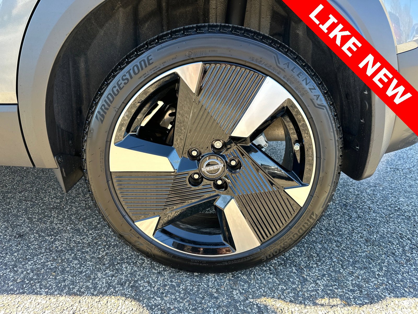 Certified 2025 Nissan Kicks SR image 19