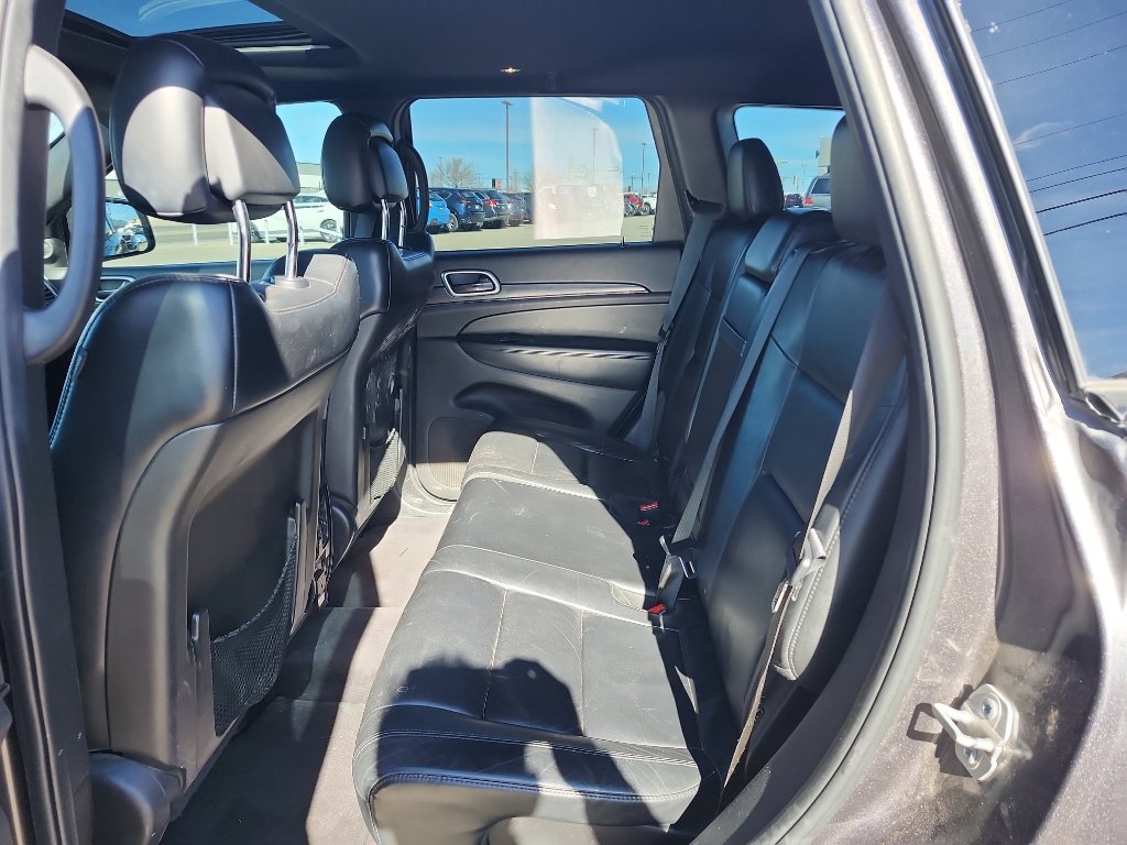 Used 2018 Jeep Grand Cherokee Limited w/ Trailer Tow Group IV image 12