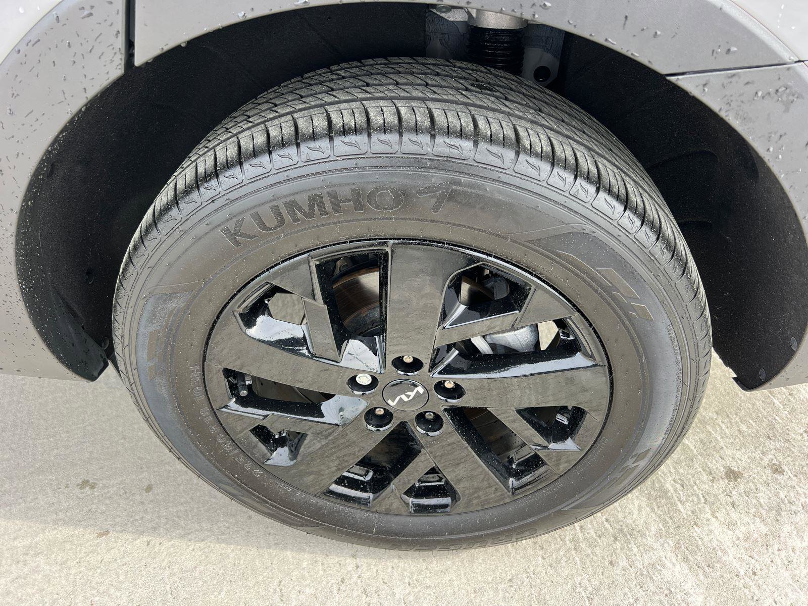 Used 2023 Kia Sorento S w/ Panoramic Sunroof Package image 19