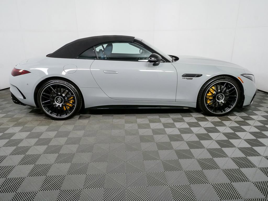 Used 2025 Mercedes-Benz SL 63 AMG 4MATIC image 26