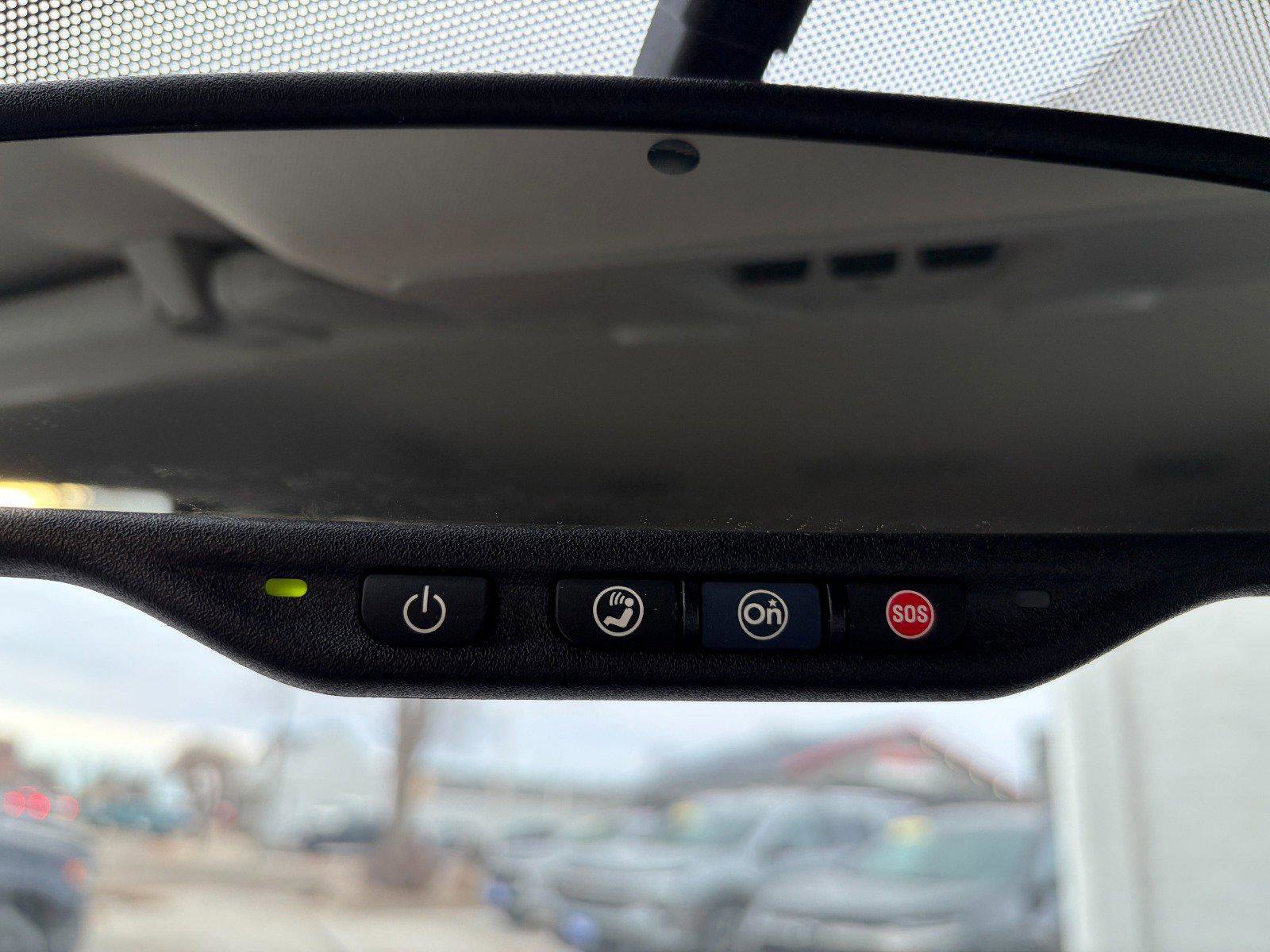 Used 2015 Chevrolet Traverse LTZ image 16