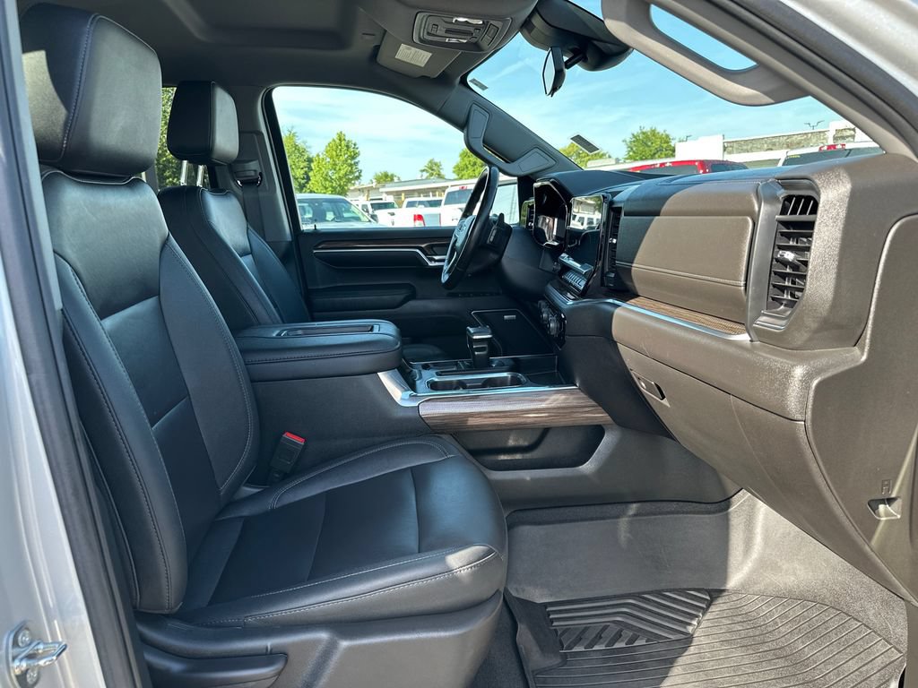 Used 2022 Chevrolet Silverado 1500 RST w/ RST All Star Premium Package AWD/4WD image 18