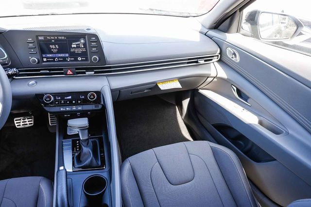 New 2026 Hyundai Elantra Sport FWD image 18