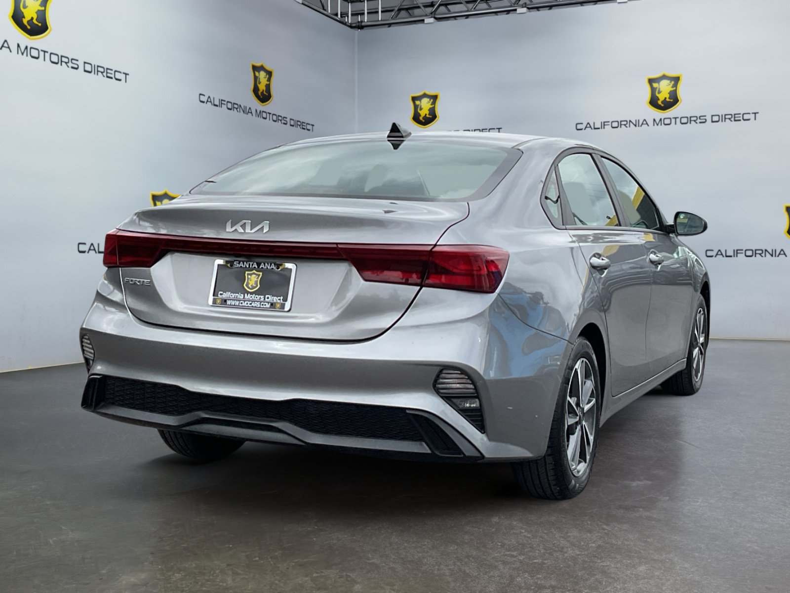 Used 2023 Kia Forte LXS FWD image 5