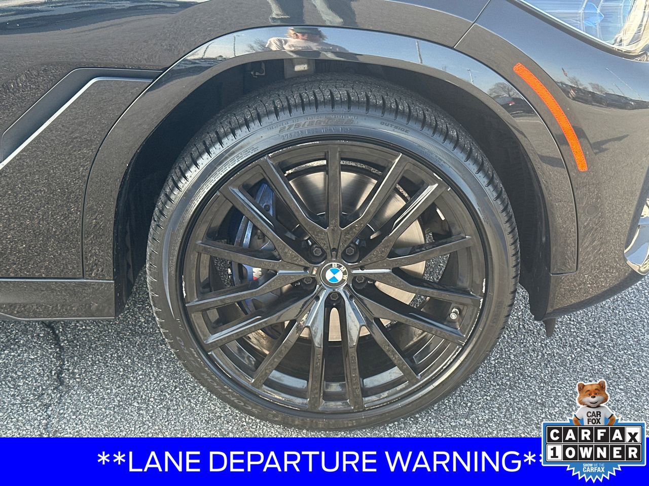 Used 2021 BMW X6 M50i w/ Executive Package image 12