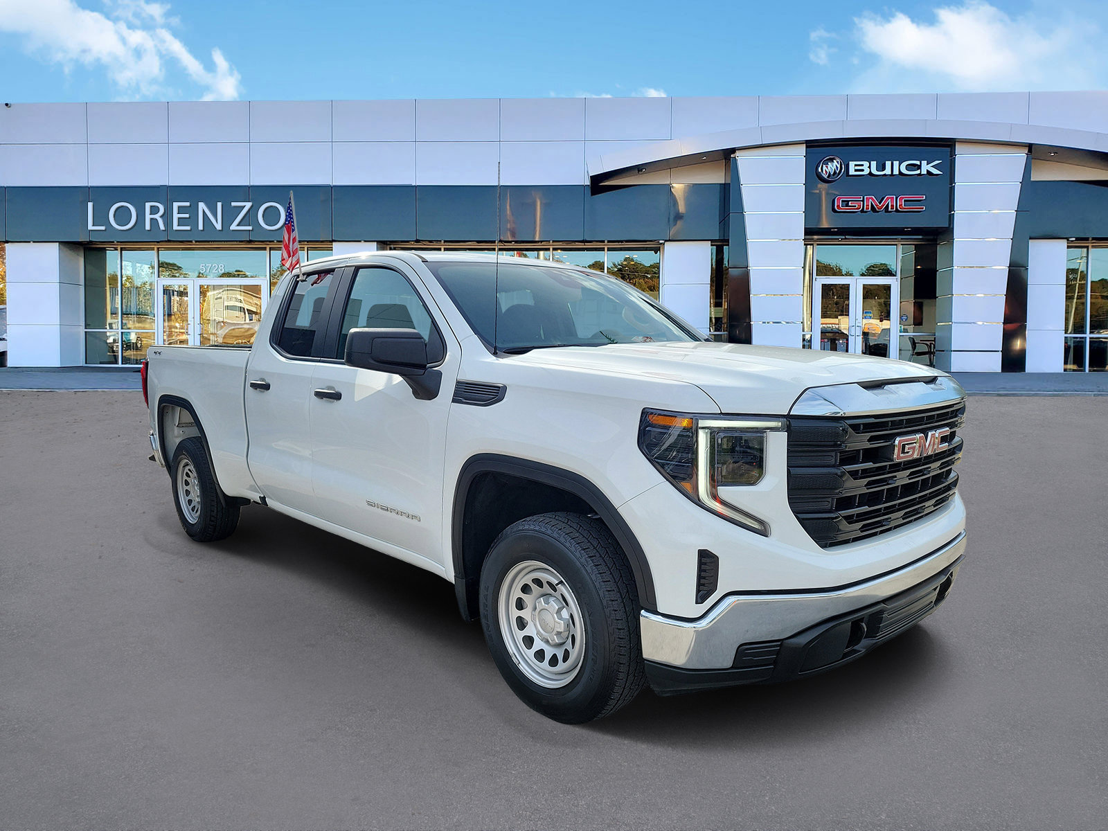 Used 2023 GMC Sierra 1500 Pro w/ Pro Value Package AWD/4WD image 3