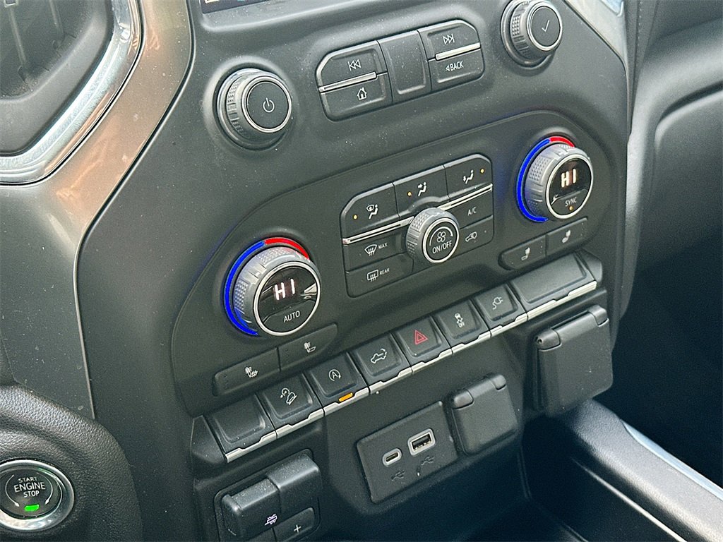 Used 2020 Chevrolet Silverado 1500 RST image 14