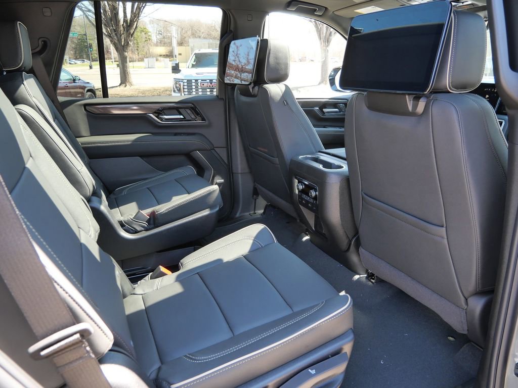 New 2026 GMC Yukon Elevation image 28