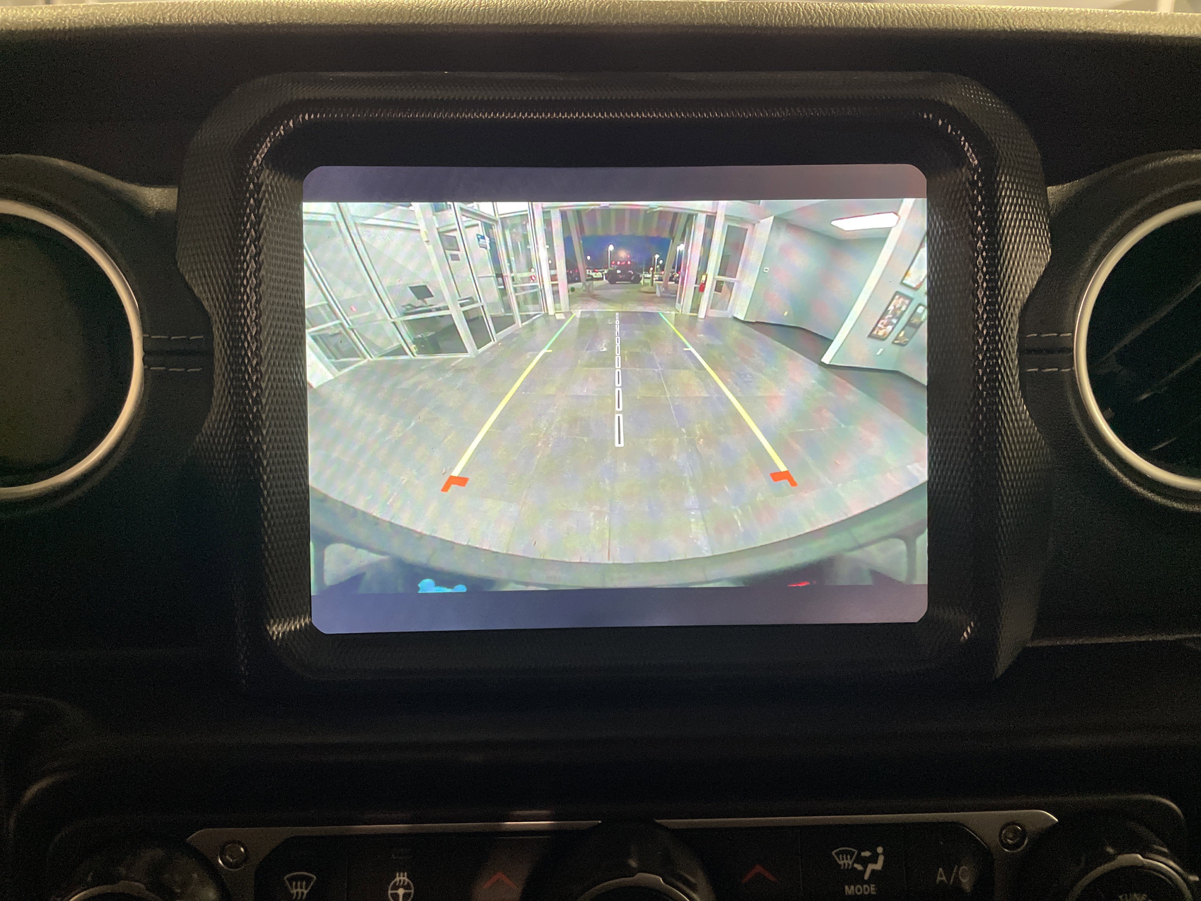 Used 2022 Jeep Wrangler Unlimited Sahara w/ Cold Weather Group image 27