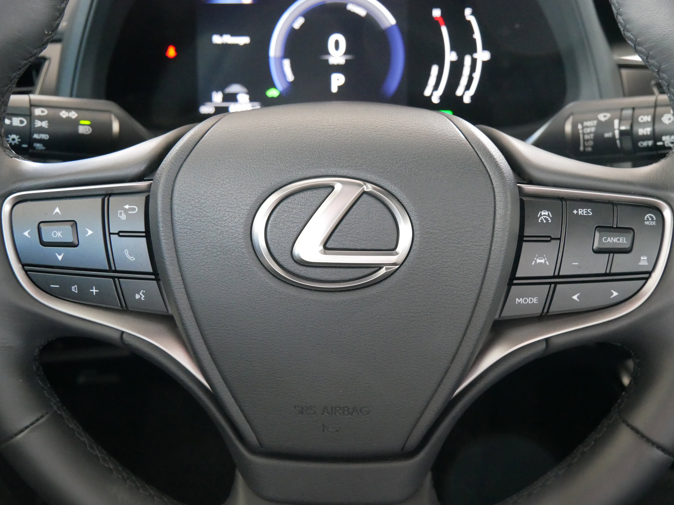 Used 2025 Lexus UX 300h FWD w/ Accessory Package (Z2) image 28