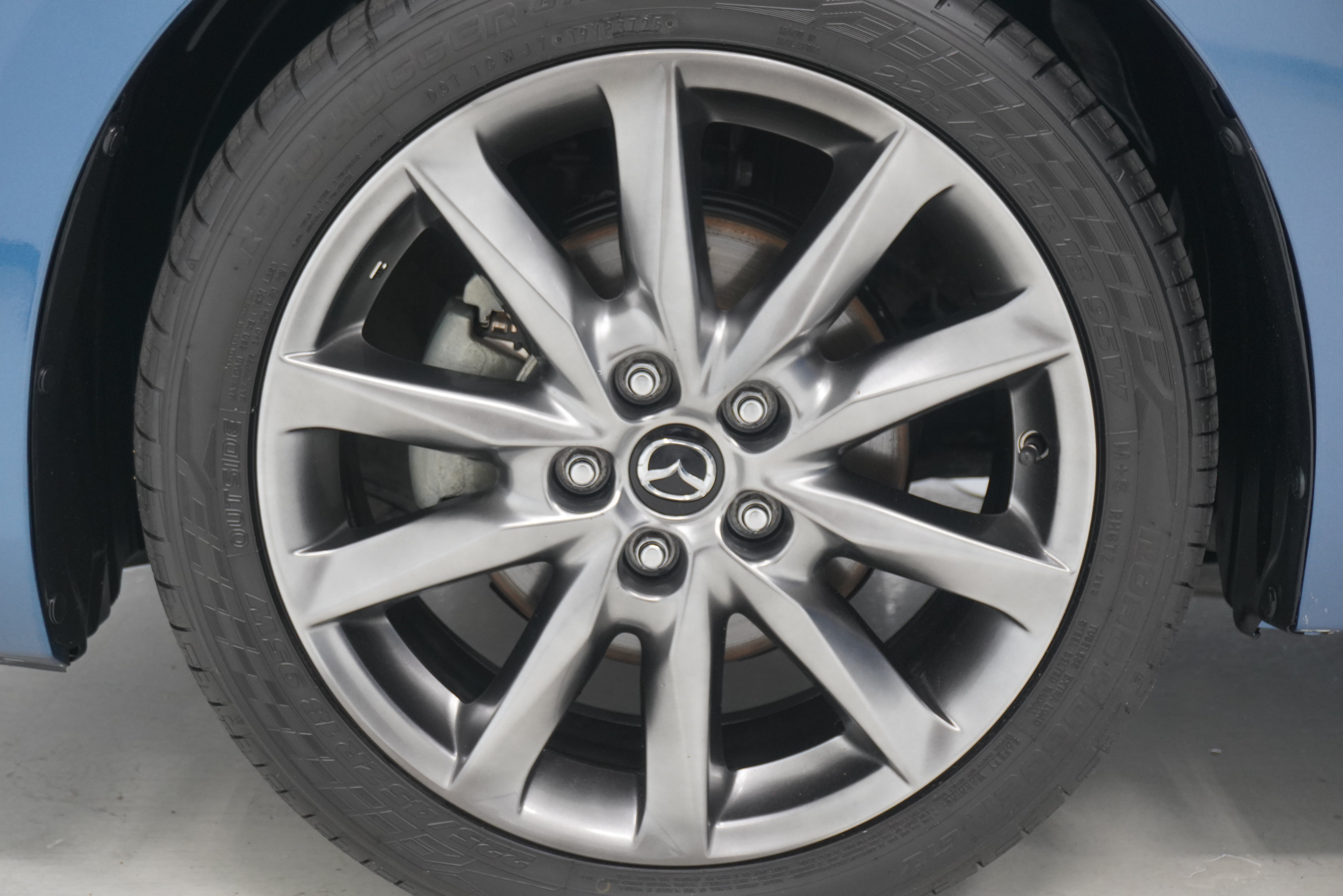 Used 2018 MAZDA MAZDA3 Touring FWD image 25