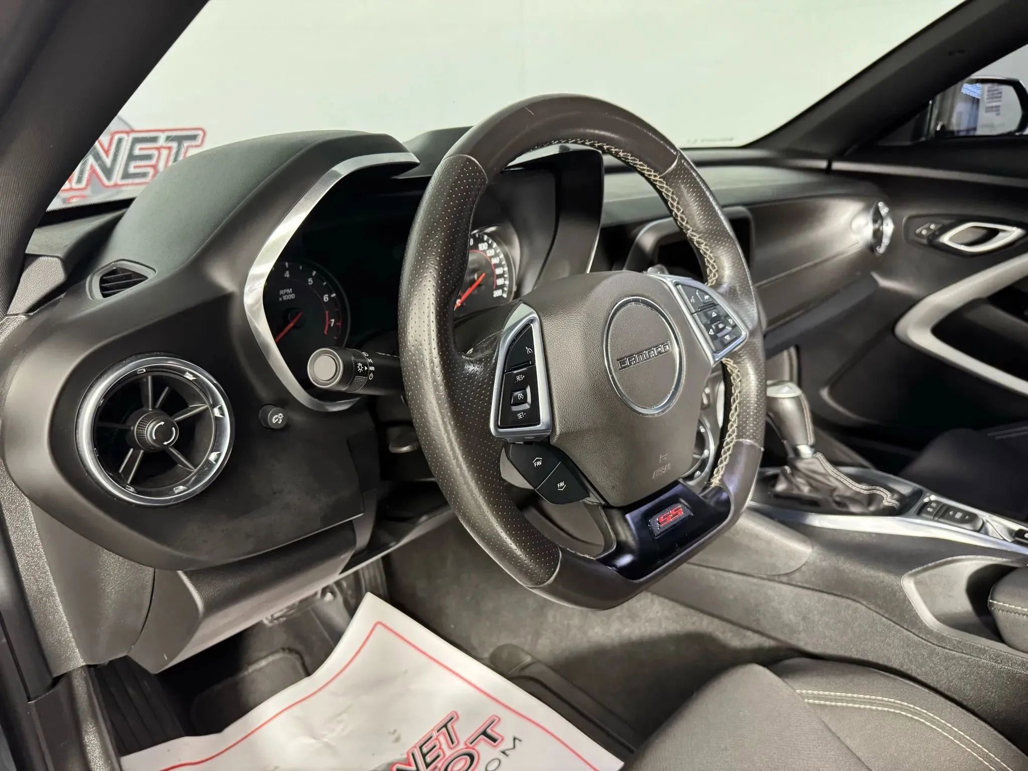 Used 2020 Chevrolet Camaro SS image 10