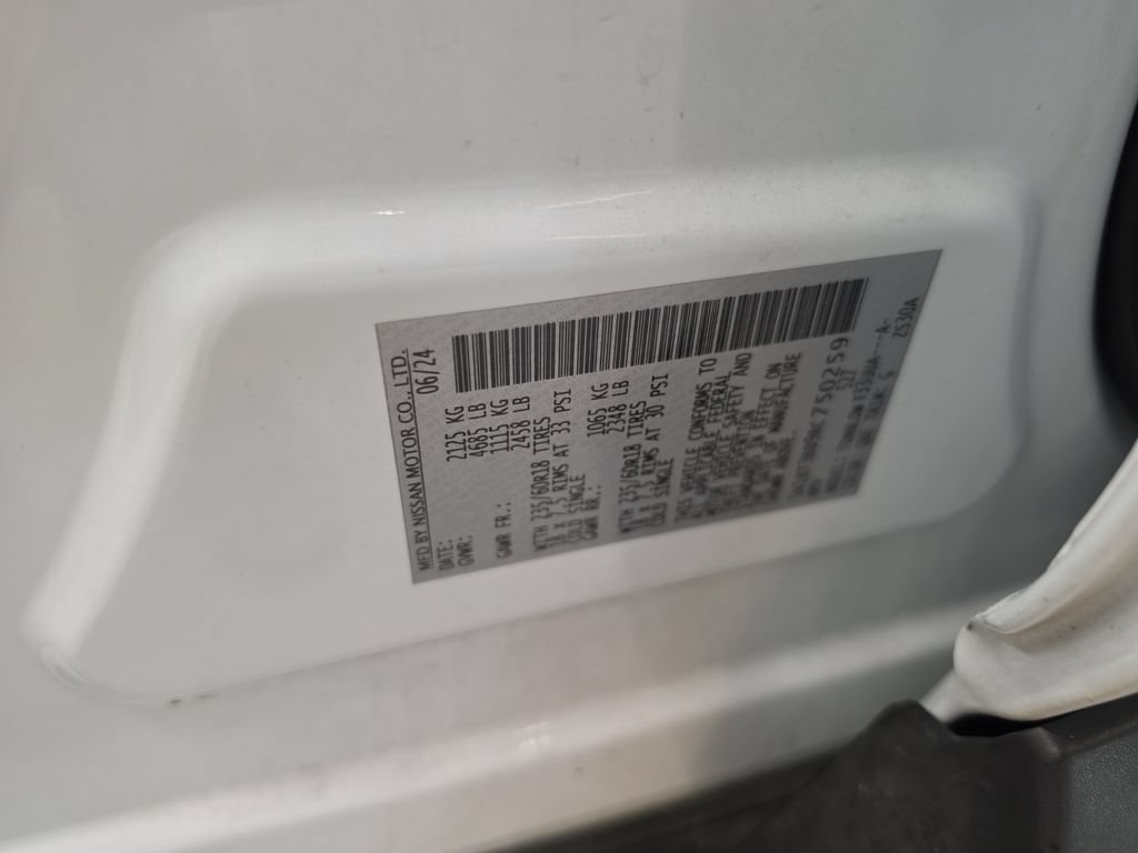 Used 2024 Nissan Rogue SV AWD/4WD image 37