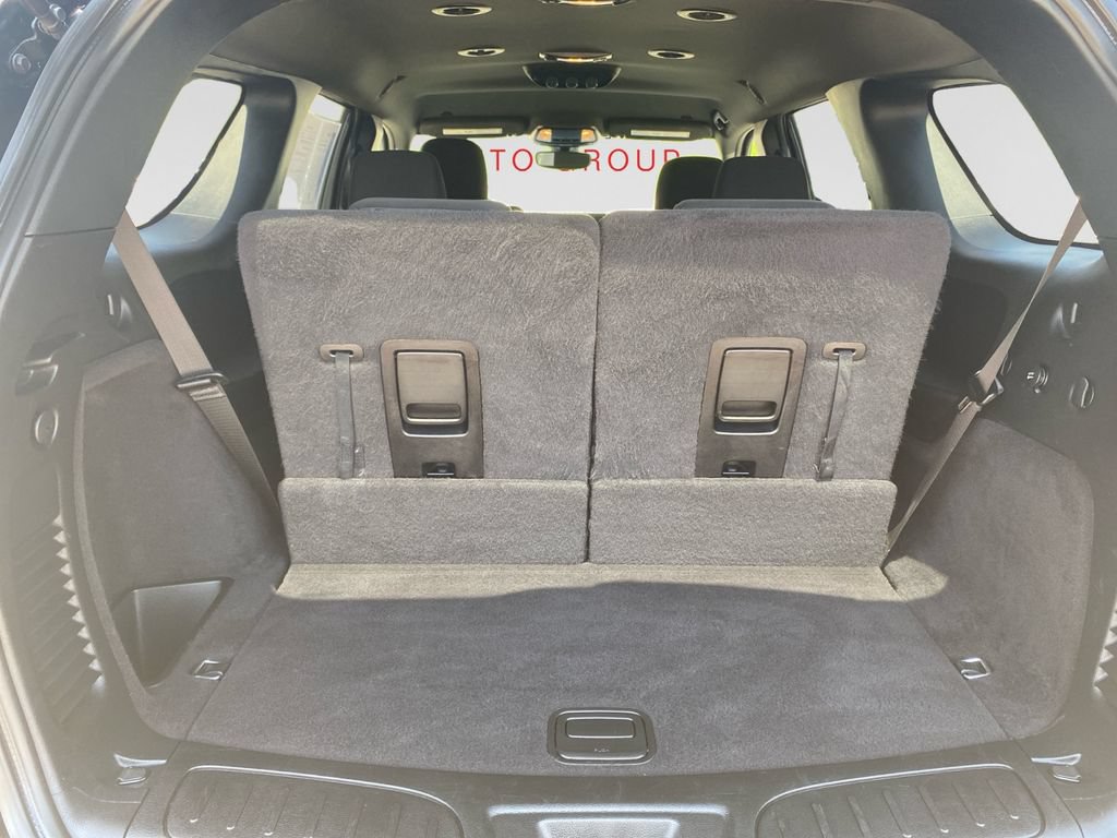 Used 2022 Dodge Durango SXT w/ Blacktop Package AWD/4WD image 16