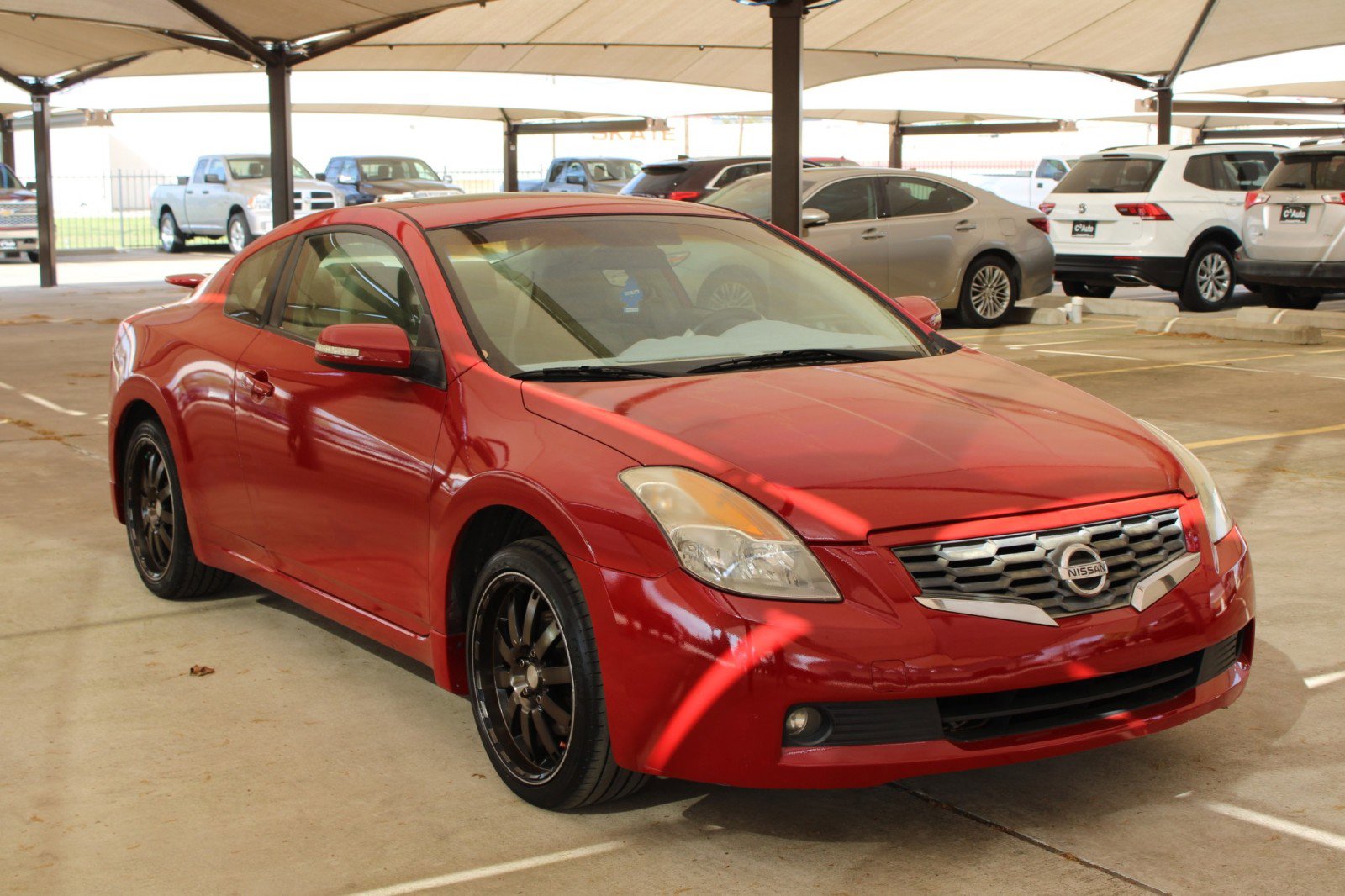 Used 2008 Nissan Altima 3.5 SE image 1