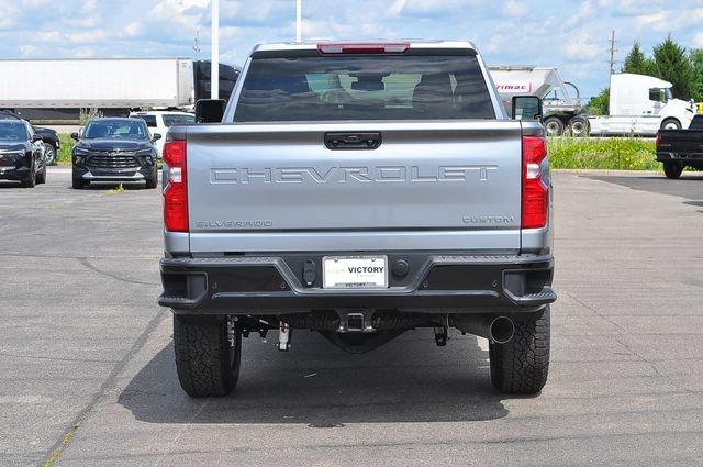 New 2026 Chevrolet Silverado 2500 Custom w/ Custom Value Package AWD/4WD image 4
