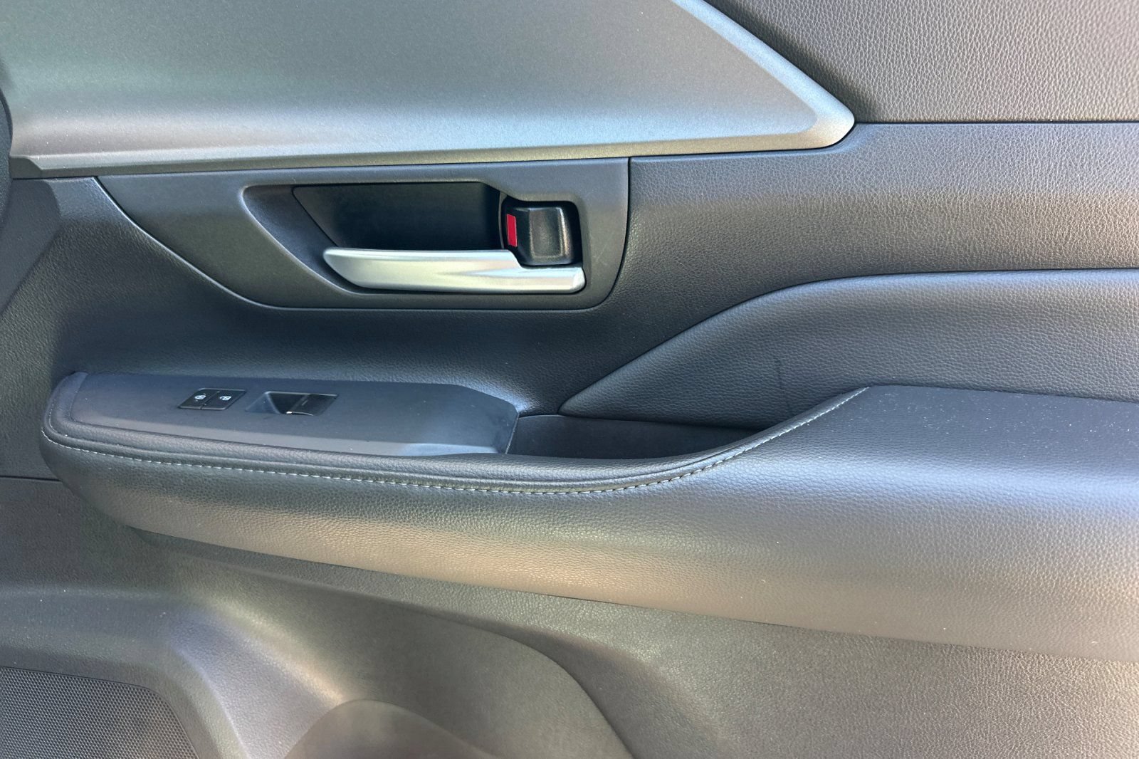 Certified 2025 Toyota Grand Highlander AWD image 21