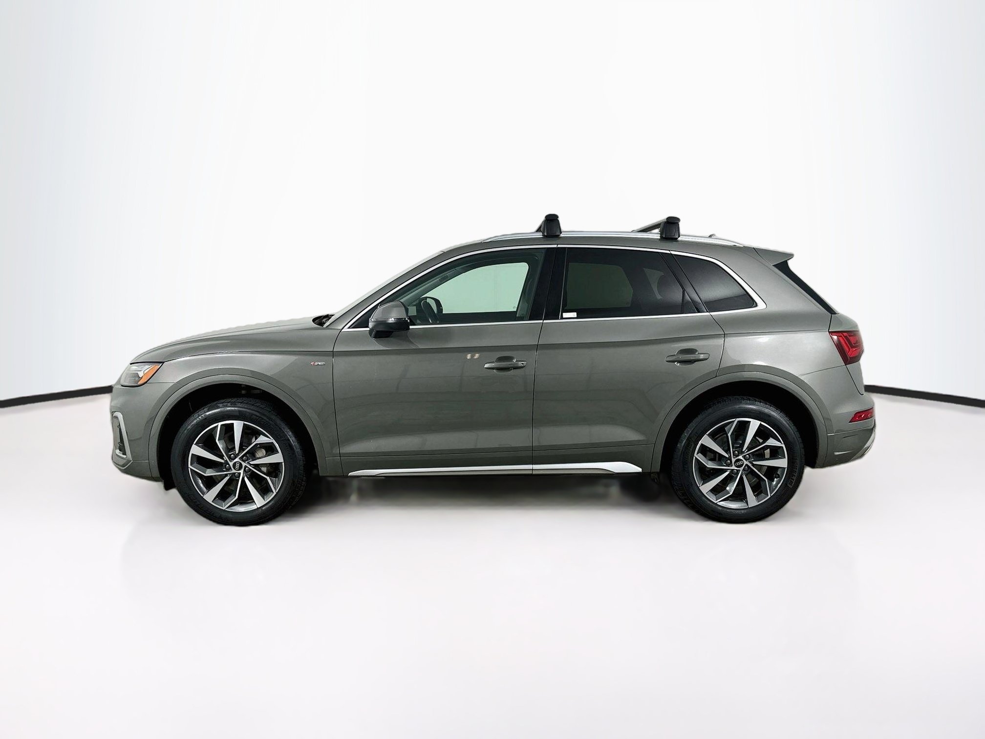 Used 2023 Audi Q5 2.0T Premium Plus AWD/4WD image 4