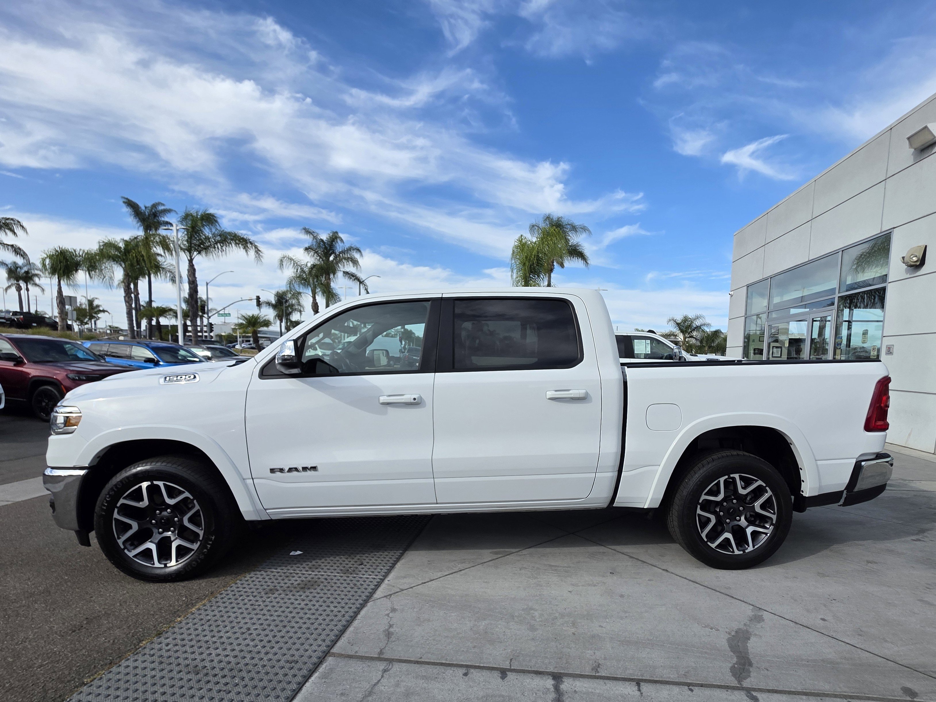 Certified 2025 RAM 1500 Laramie AWD/4WD image 2