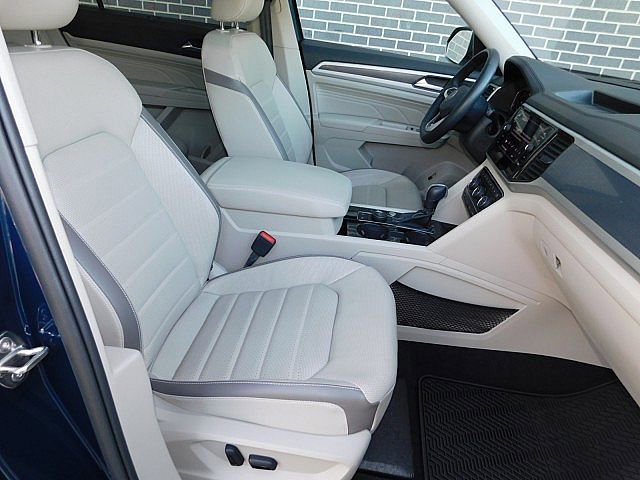 Used 2023 Volkswagen Atlas SEL Premium image 22