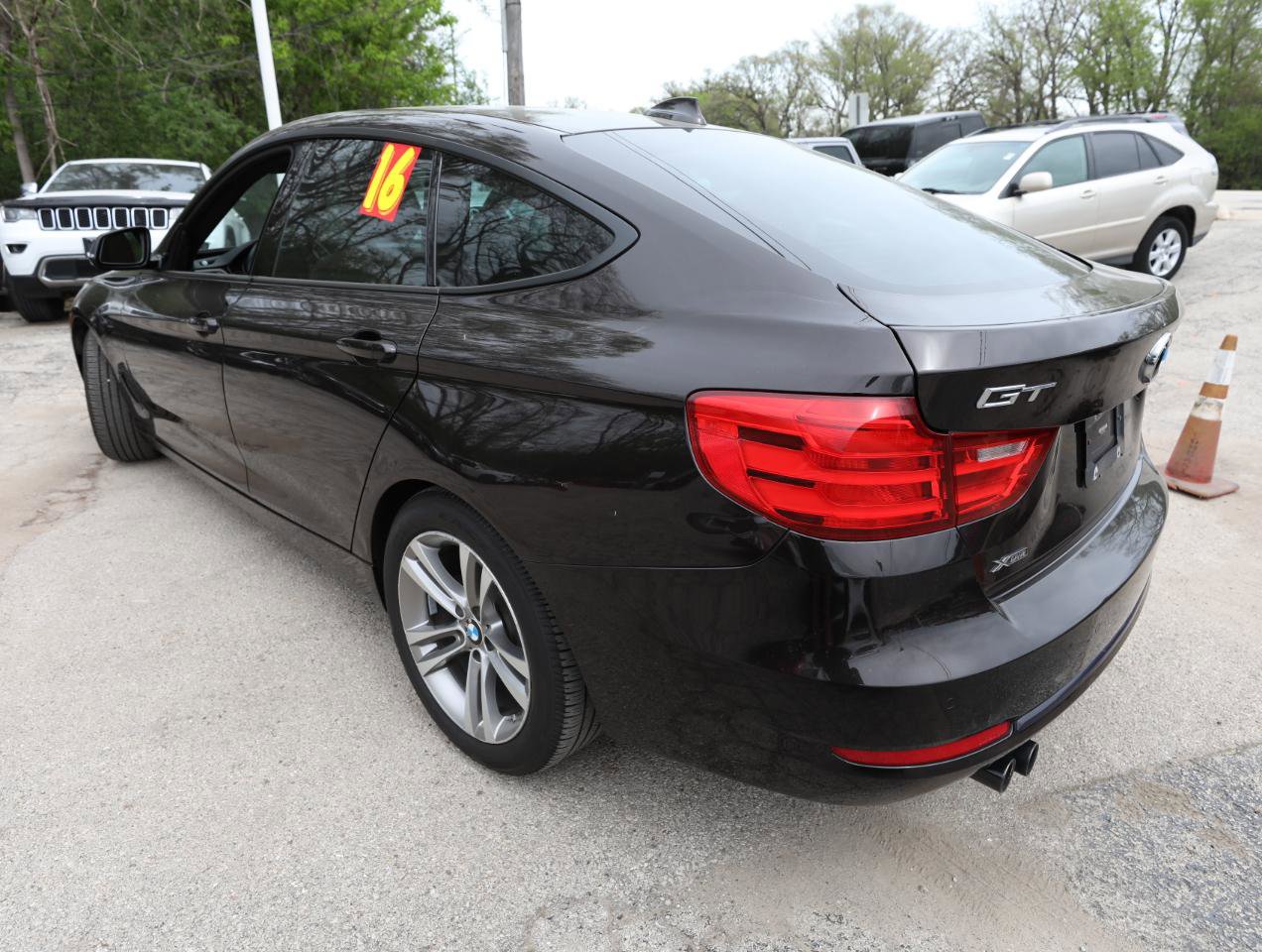 Used 2016 BMW 328i Gran Turismo xDrive AWD/4WD image 10