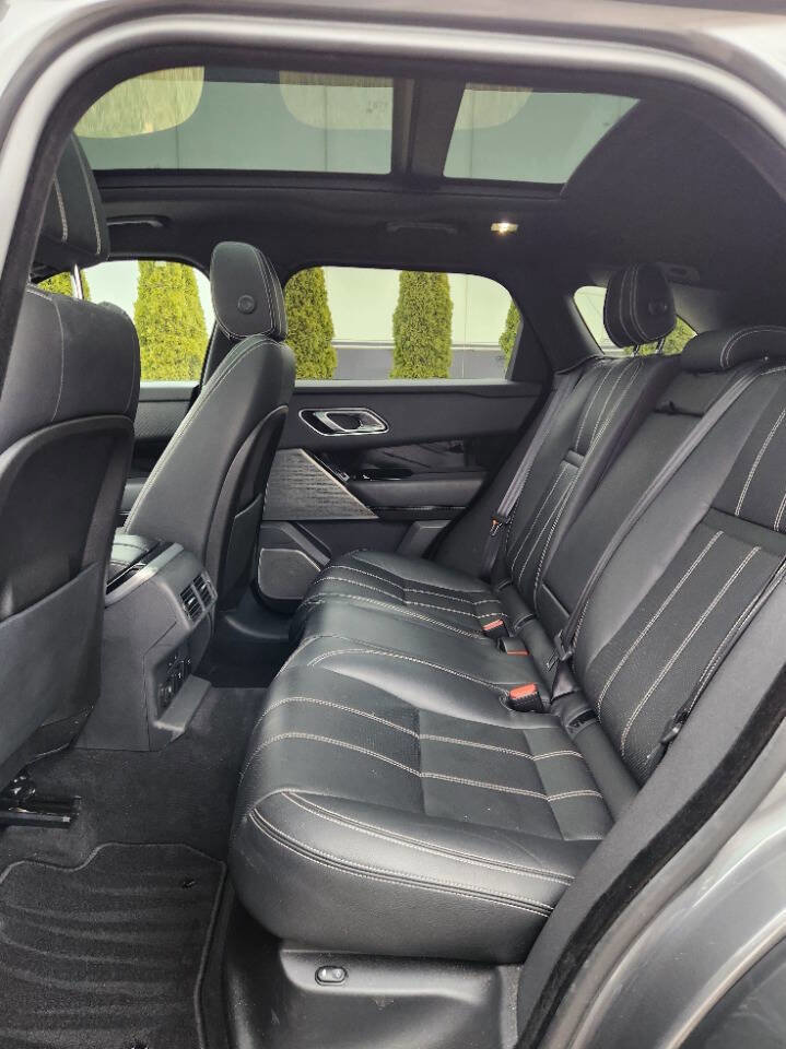 Used 2018 Land Rover Range Rover Velar R-Dynamic SE image 10