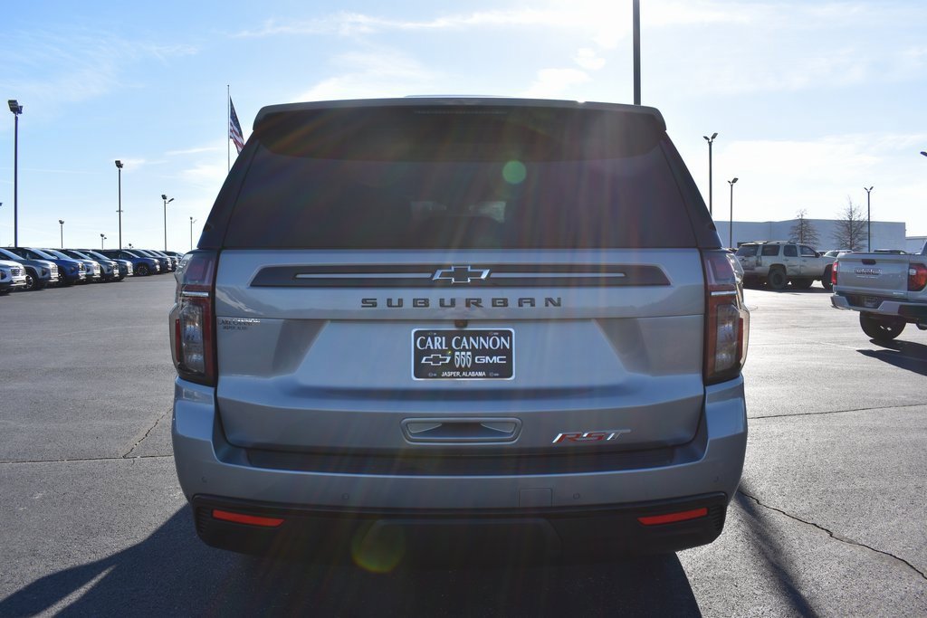 Certified 2024 Chevrolet Suburban RST w/ Luxury Package image 6