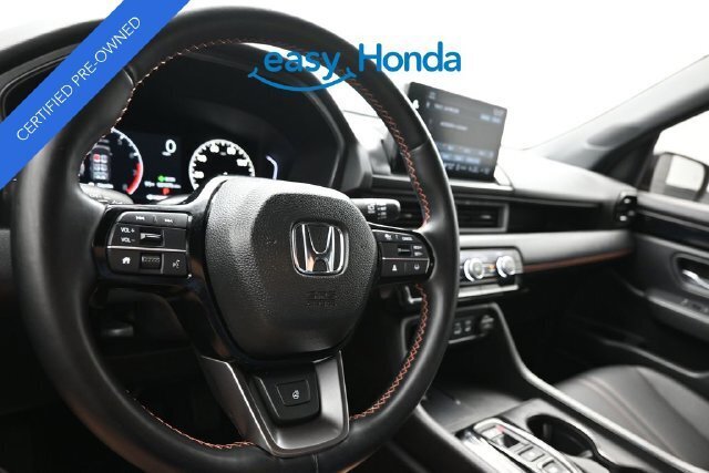 Used 2025 Honda Pilot TrailSport image 10